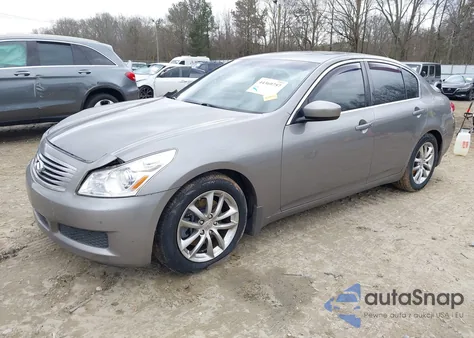 2009 Infiniti G37 Journey z USA, uszkodzony, nr VIN JNKCV61E79M010461